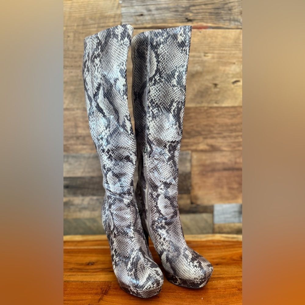 Worthington Snake Skin 70s Vibe Platform Boots Retro 4.5" Heels sz 10